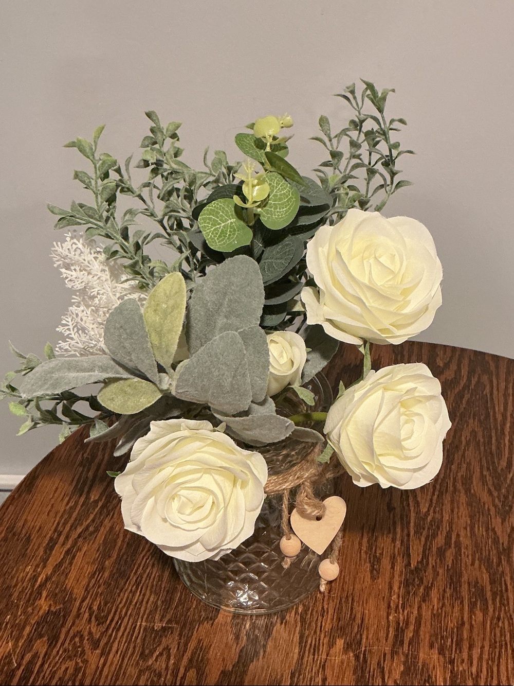 Cream Rose and Greenery Artificial Floral Arrangement glass vase wooden ❤️ new